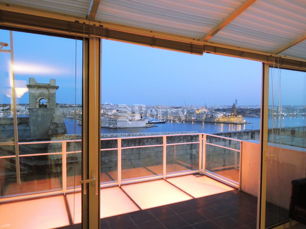 Valletta<br>Town House